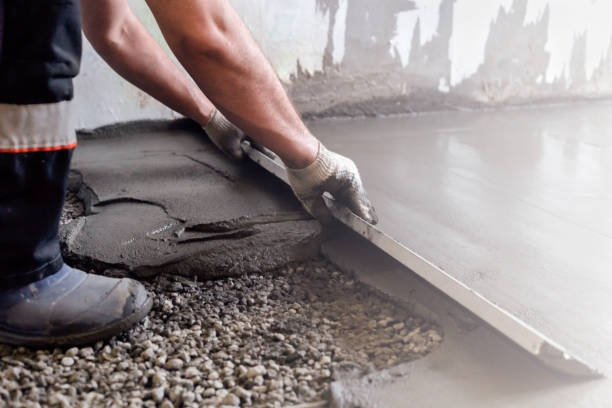 Best Concrete Driveway Installation  in Kenedy, TX
